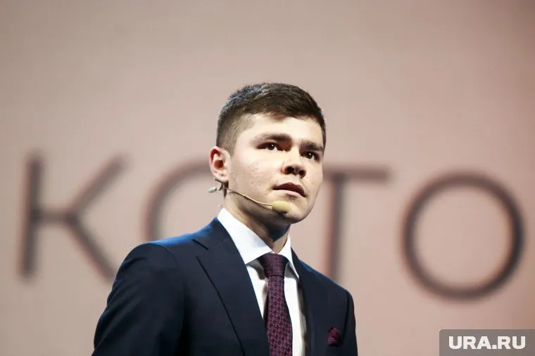 Аяза Шабутдинова вновь обвинили в мошенничестве, пишет Baza