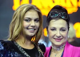 Путин наградил орденом тренера Алины Кабаевой