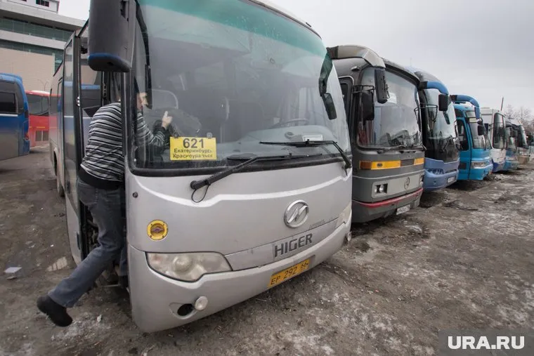 Курганцам сохранят возможность добраться до Екатеринбурга на рейсовом автобусе
