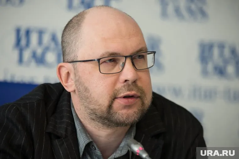 Для тюменцев выход второго тома «Тобола» Алексея Иванова — это праздник регионального патриотизма. На «URA.RU» — первое эксклюзивное интервью писателя во время выхода книги