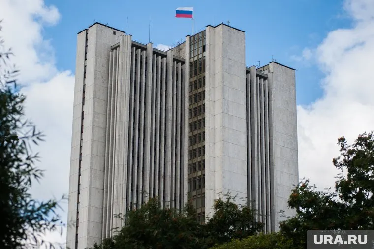 Самый состоятельный свердловский министр заработал почти 16 млн рублей