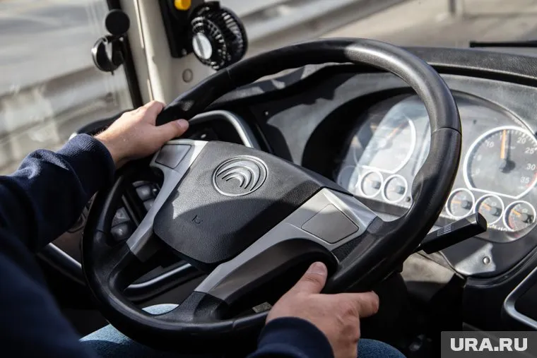 Автобусы будут останавливаться в Пуровске