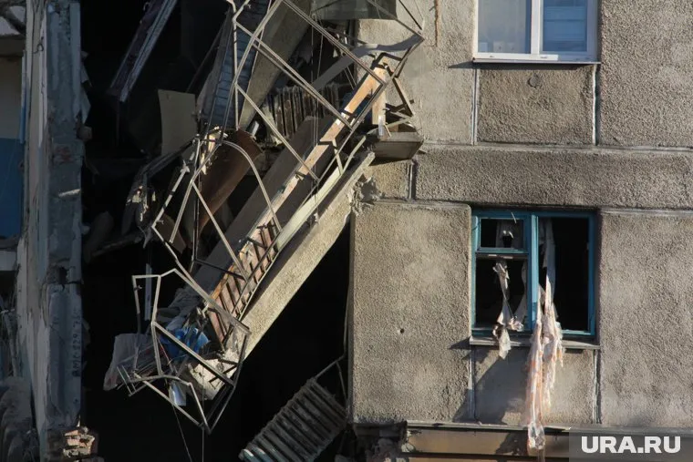 В результате взрыва газа обрушился подъезд дома. Фото из архива