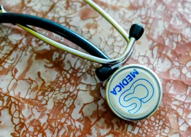 В челябинском селе больше года не ремонтируют амбулаторию