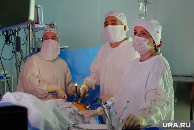 Более 4 тысяч операций провели за год в новом хирургическом корпусе Нового Уренгоя