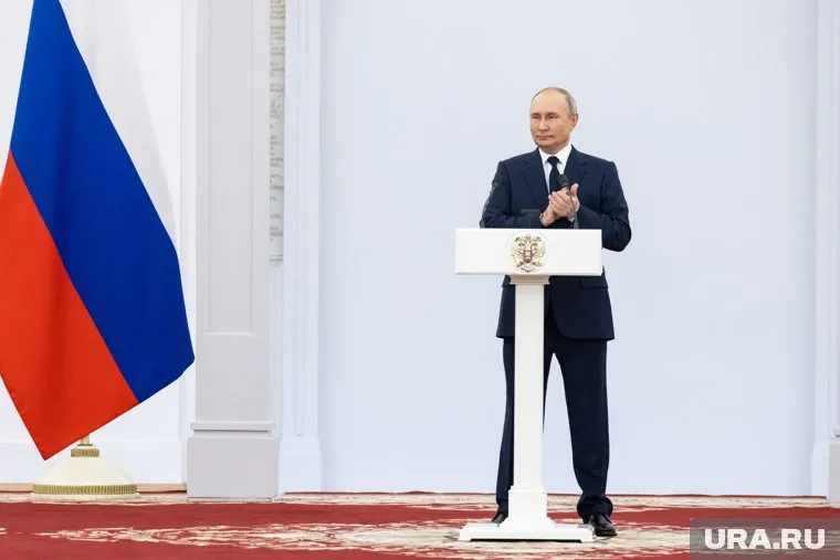 Владимир Путин выразил надежду, что отношения России и Южной Осетии будут укрепляться