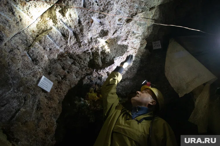 С шахты эвакуировано более 150 людей 