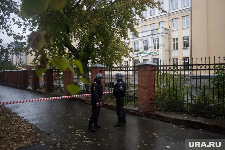 Силовики проверяют информацию о поступивших угрозах