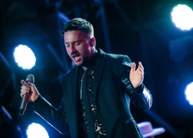 В Тюмень с двухдневным концертом приедет певец Сергей Лазарев