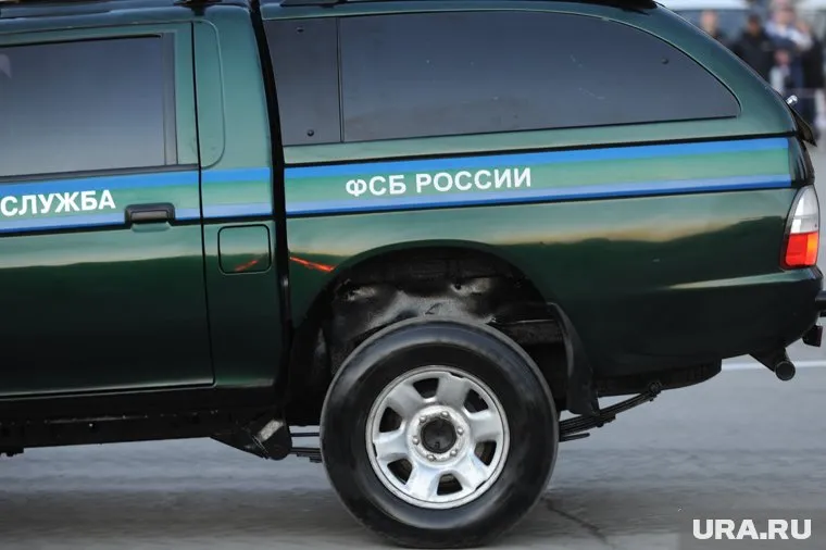 На машину напали в ходе протестов