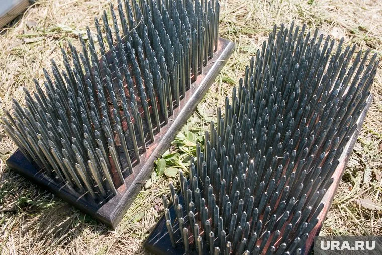 Сотрудник «Пермских Терм» будет стоять на гвоздях более пяти часов