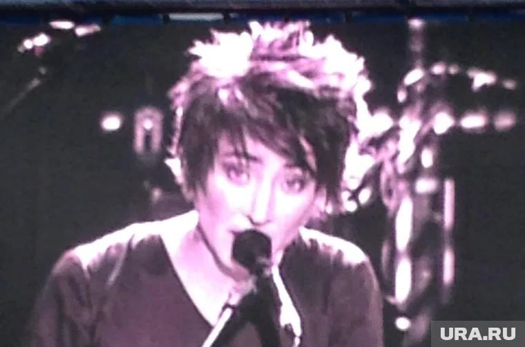 Mercedes Земфиры продан за 3,5 миллиона рублей