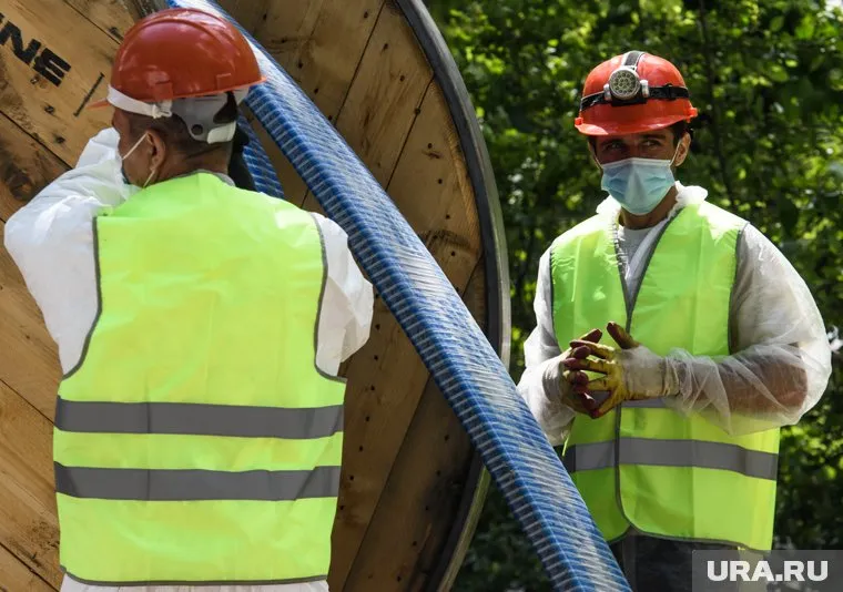 Авансы, выплаченные работникам в апреле, теперь удерживают