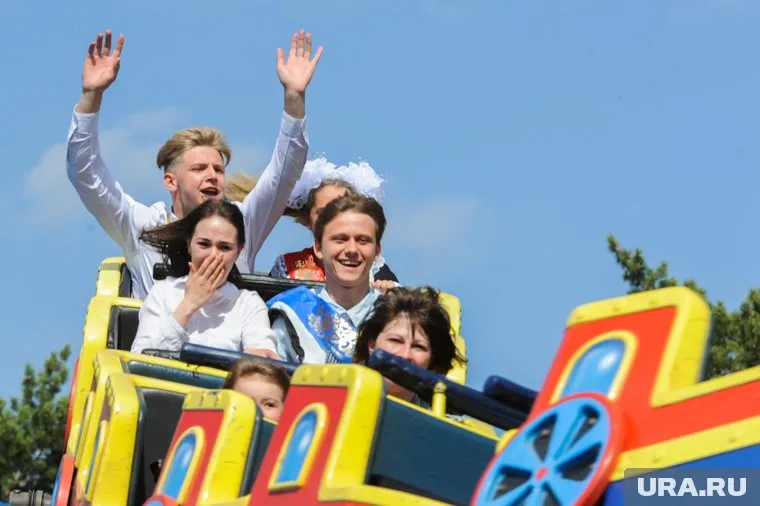 В субботу 25 мая челябинских выпускников ждет солнечный день