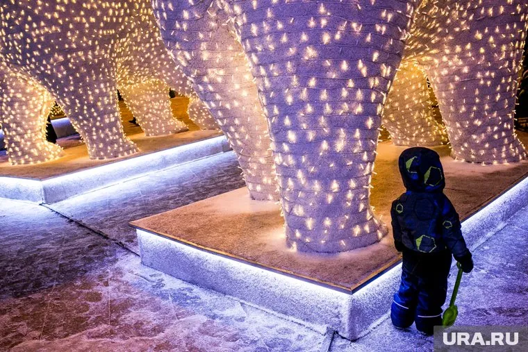 Новогодние каникулы в России в 2022 году продлятся 10 дней