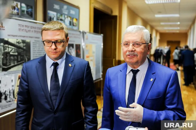 Алексей Текслер (слева) назначил Владимира Мякуша (справа) курировать выборы главы Еманжелинского района