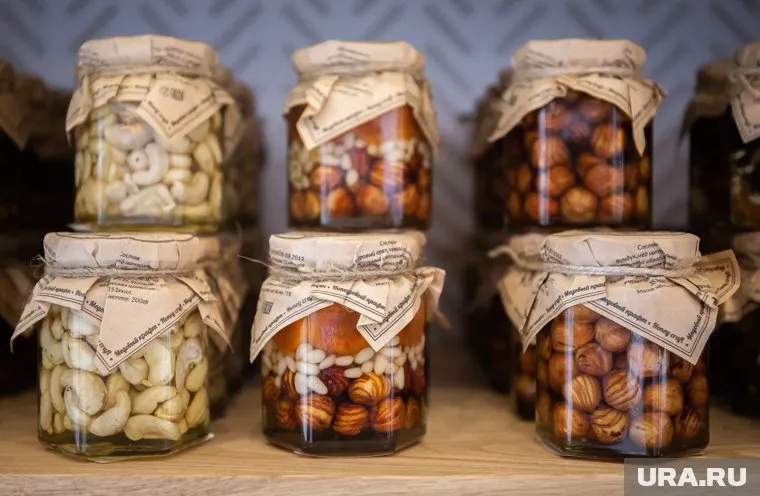 Мед и орехи будут отправлен в зону СВО