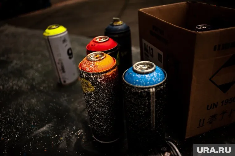 Уральские стрит-арт художники активно осваивают пространство, которое может стать полотном для их работ в Черногории