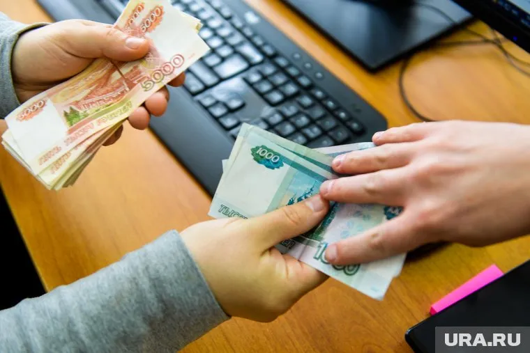 Подозреваемый в деле о взятках в гособоронзаказе должен свыше двух миллиардов рублей