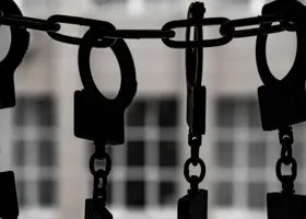 Наркоманку-следовательницу из Питера наказали за издевательства над младенцем