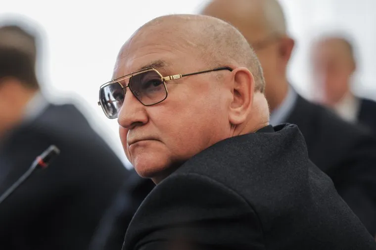 Заседание челябинской городской думы. Челябинск