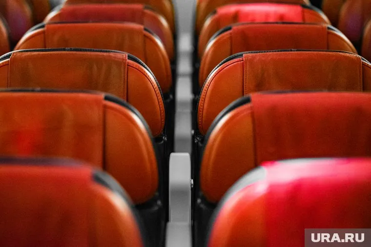 Пока желающих вернуться из США в Россию не набирается даже на один самолет