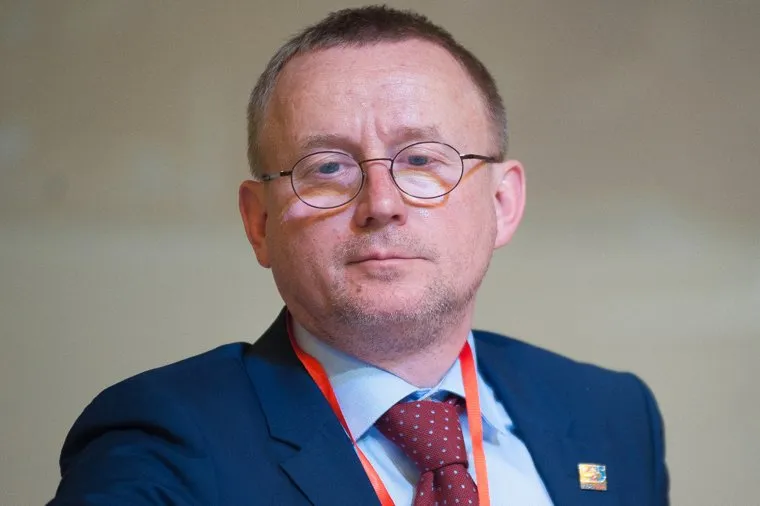 Публичные слушания по проекту изменений в устав города, касающихся изменения схемы выборов главы. Екатеринбург , тушин сергей