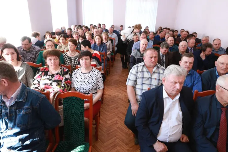 Шум шатрово необр