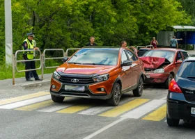 В Нижней Салде водитель Lada Granta влетел в частный дом 