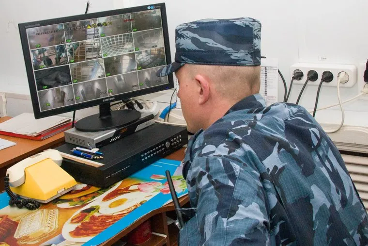 Исправительно-трудовая колония № 6 (съемка 2013г).Курганская обл.Иковка., охранник, видеонаблюдение, тюрьма, итк, исправительно-трудовая колония