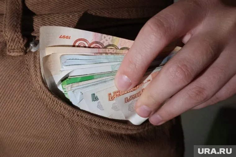 Женщина собралась взять кредит, чтобы перевести его мошенникам