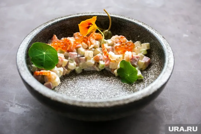 В фирменном рецепте салата "Оливье" от губернатора Моора есть один важный нюанс