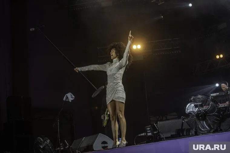 Выступление исполнительницы запланировано на 29 апреля