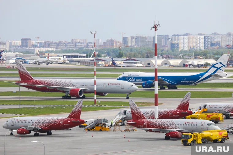 Персонал аэропорта активно готовится к работе в осенне-зимний период