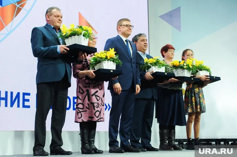 Жители Карабаша сами выбрали 20 лучших земляков, которым подарили построенные РМК квартиры