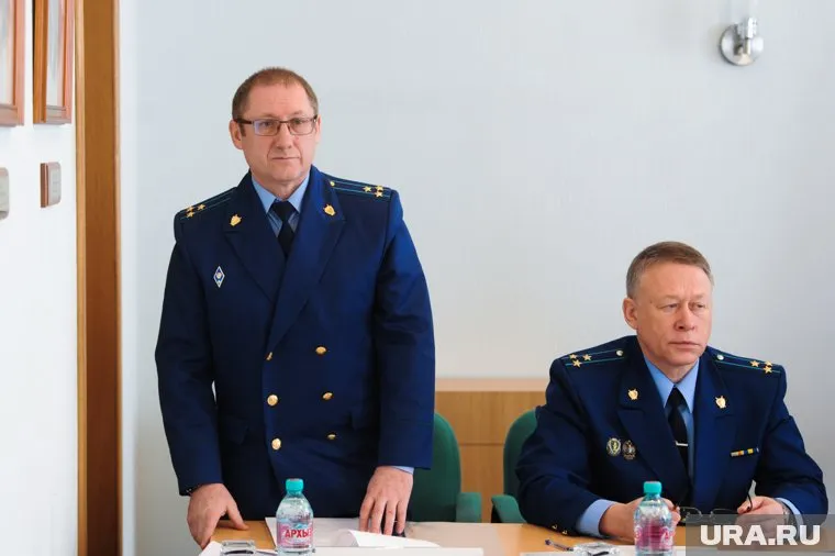 По словам Александра Ермолаева (слева), на Южном Урале за год зафиксировали почти 800 таких преступлений