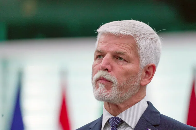 По словам Павла, Украина должна пойти на серьезные уступки для урегулирования конфликта