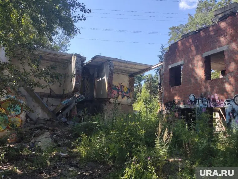 Постройки представляют опасность для горожан