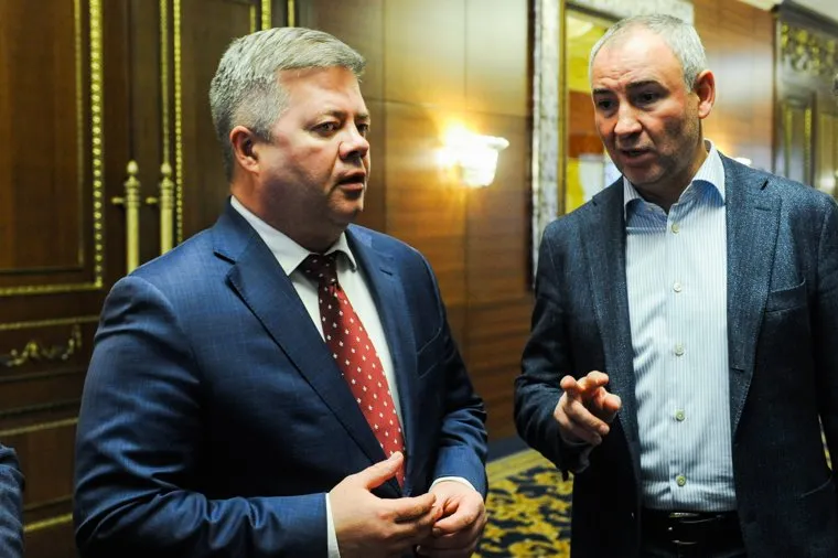 Роман Ротенберг на презентации национальной программы подготовки хоккеистов «Красная Машина». Челябинск