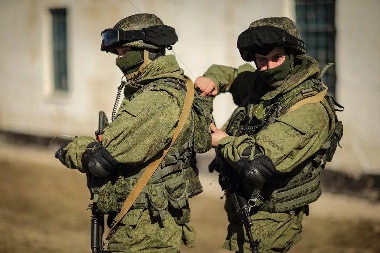 Севастополь и Симферополь. 2014 - 2016. Крым, вежливые люди, солдаты, армия, военные