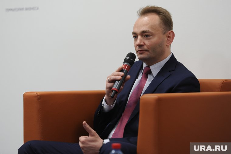 Суд отправил за решетку экс-замглавы Минцифры на девять лет