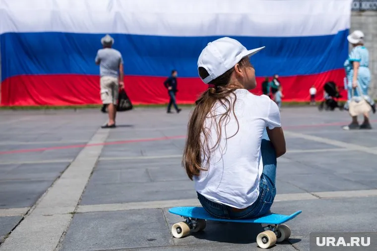 Новая выплата ждет часть семей с детьми от 8 до 17 лет