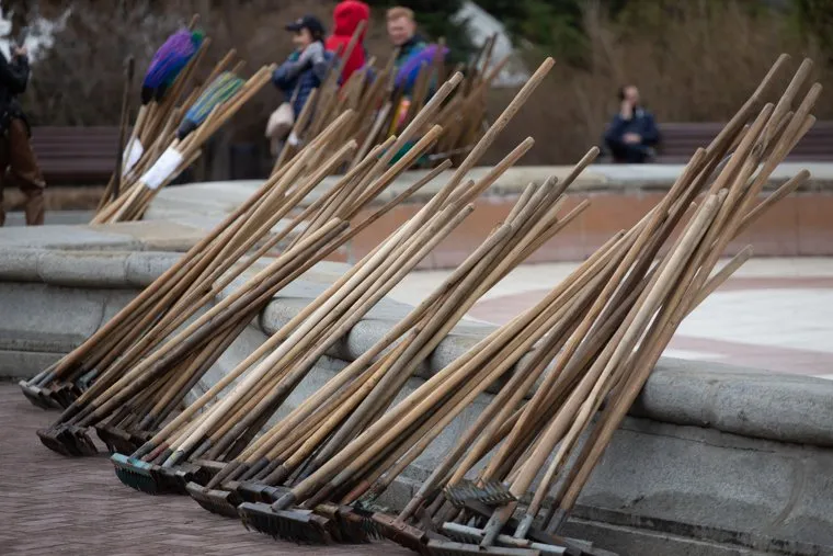Субботник в Дендрологическом парке. Екатеринбург