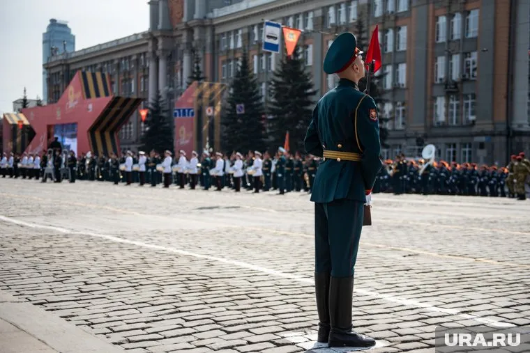 Также на площади 1905 года екатеринбуржцам запретят парковаться
