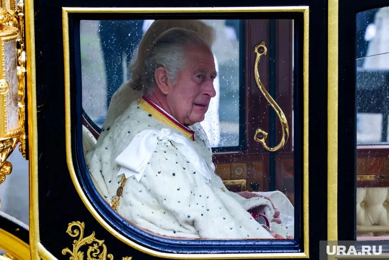 Принц Чарльз официально стал королем Великобритании