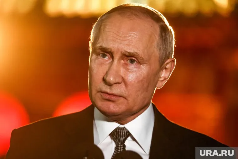 Владимир Путин подписал указ о присвоении звания свердловчанину