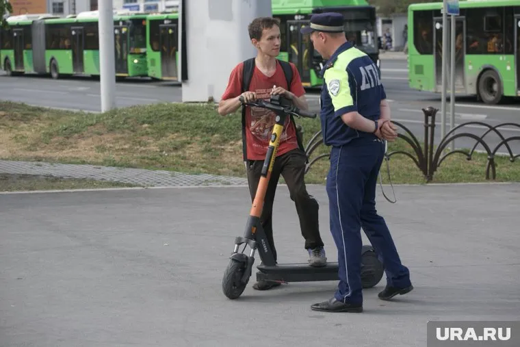 Водителей электросамокатов могут начать штрафовать