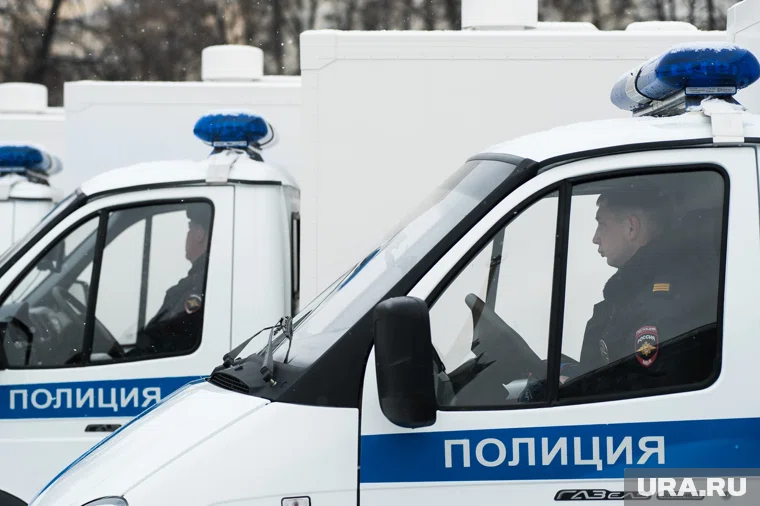 Полиция эвакуировала людей сразу в нескольких городских зданиях