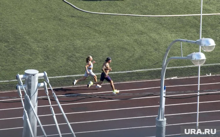 Нижневартовская бегунья Лилия Мендаева заняла второе место на дистанции 1500 м с результатом 4:06.83