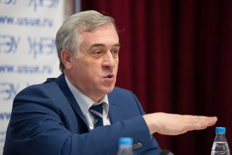 Пресс-конференция Якова Силина в УрГЭУ. Екатеринбург, силин яков